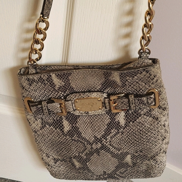 MICHEAL KORS purse - Picture 3 of 6